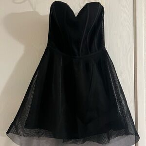 Elegant Black Strapless Dress